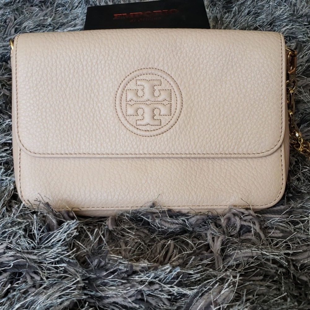 Purse - Picture 2 of 4